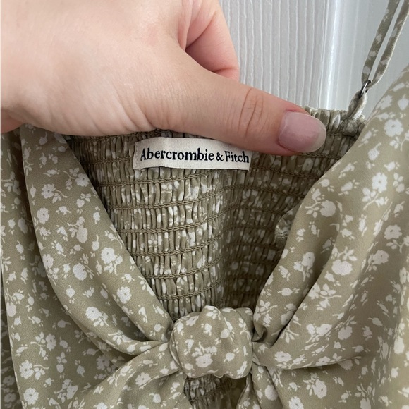 Abercrombie and Fitch tank top - Picture 3 of 4